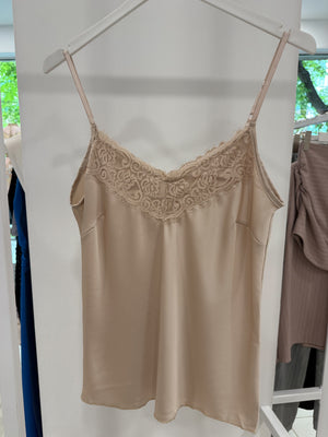 PULOVER SATIN Dentelle 2