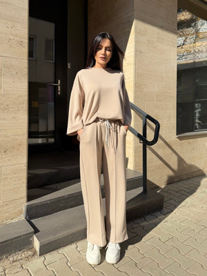 SET DAY OUT – Set elegant