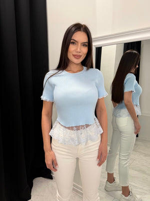 LACE BLOOM KNIT TOP