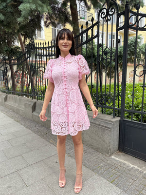 ROCHIE ESTELA