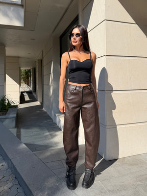 CHOCOLATE BALLOON PANTS – pantaloni balon din piele ecologică
