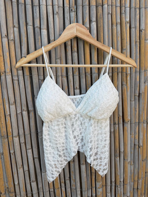 LACE BUTTERFLY CAMI TOP