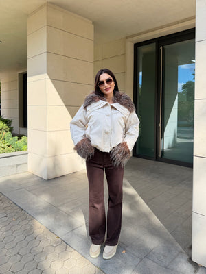 FUR TRIM JACKET – cropped jacket with fluffy details