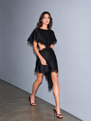 LUXE LACE DRESS – rochie asimetrică din satin